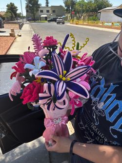 Handmade Pipe Cleaner Flower Bouquet