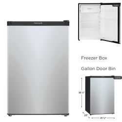 Mini compact Fridge. Frigidaire compact Refrigerator 