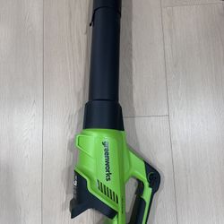 Brand new Greenworks 40V (120MPH/500CFM) Cordless Axial leaf blower, Tool only 