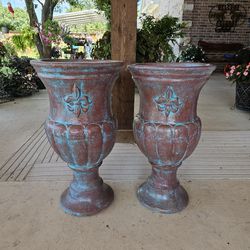 XL Flor de Lis Rustic Urns Clay Pots, Planters, Plants. Pottery, Talavera $95 cada una