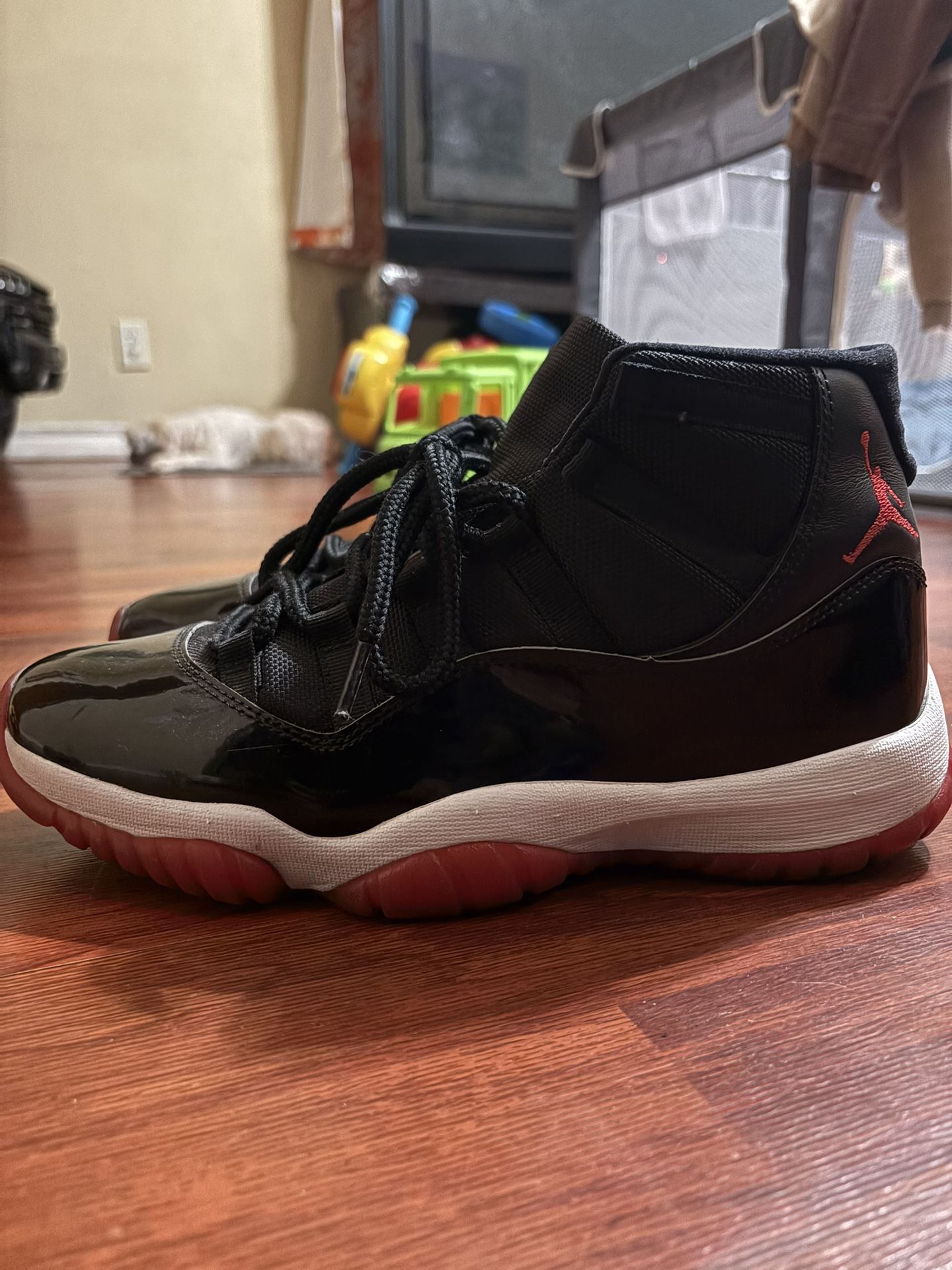 Jordan 11 Bred 