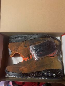 Brand new mars landing never worn