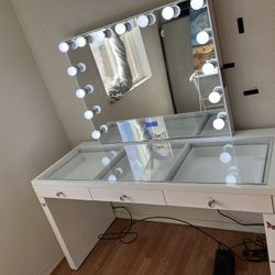 Make Up Vanity