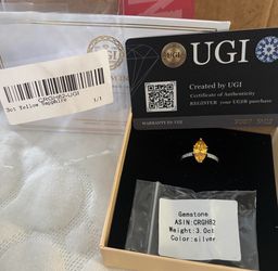 Sterling Silver Yellow/Citrine Marquise-Cut Sapphire Ring in Silver