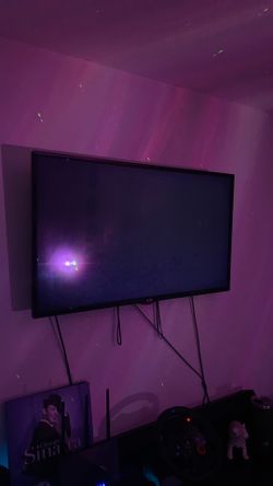 40” LG TV