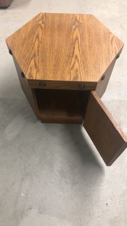 24x24 coffee table good condition