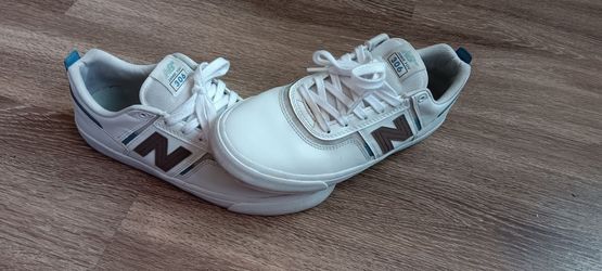 Mens new balance size 9.5