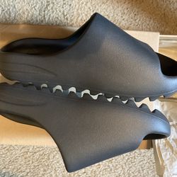 Adidas Yeezy “YZY” SLIDE ONYX  HQ6448