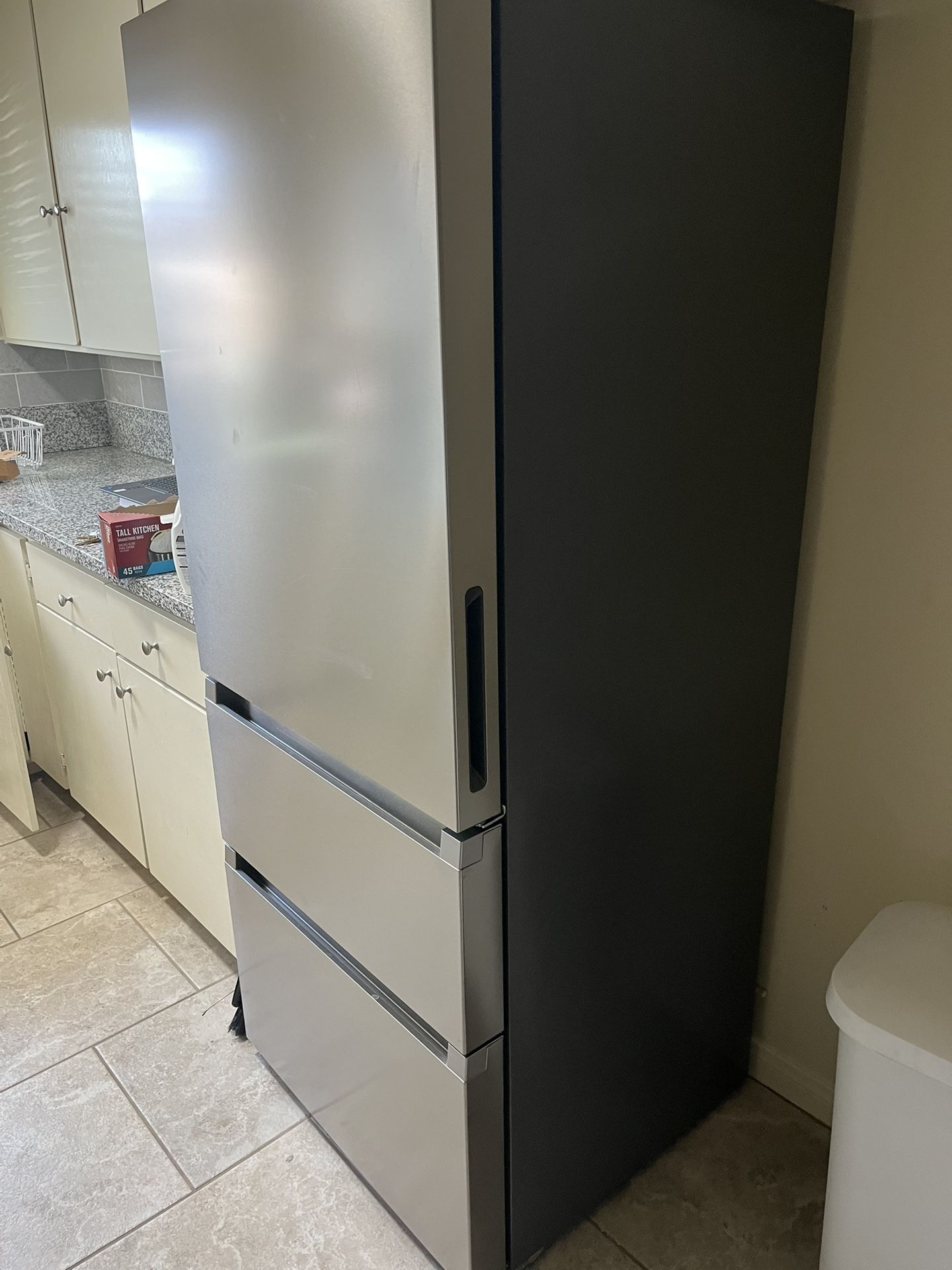Mora Silver Refrigerator