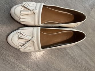 Sézane Leather Tassel Loafers – Made in Portugal – Women’s Size 9 PRICE DROP TO MOVE