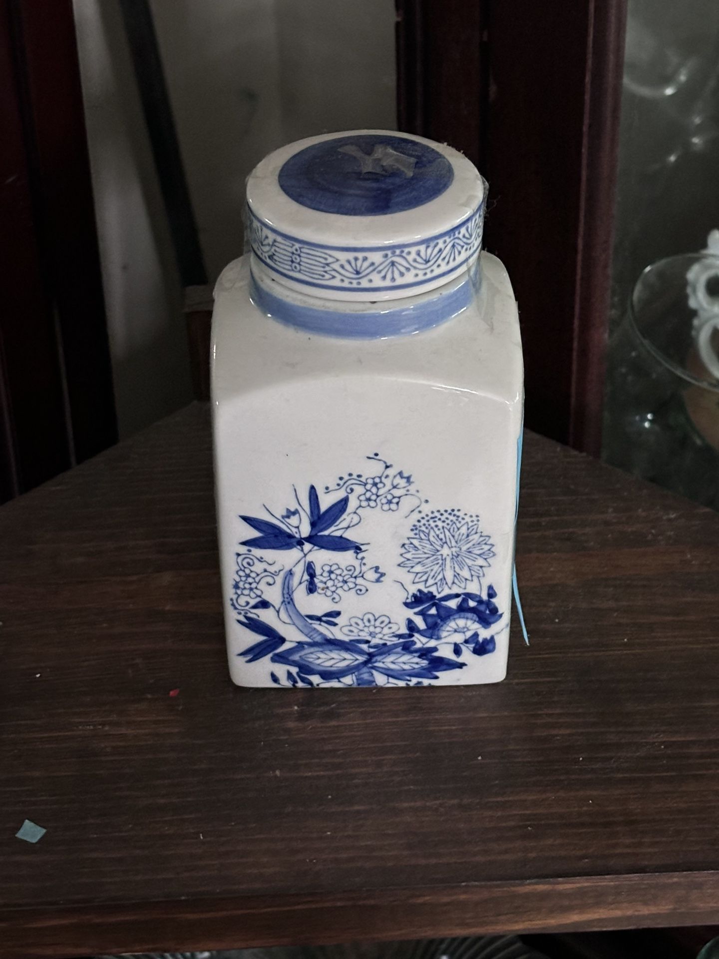 Delphi Blue Patter Canister Oriental Ceramic