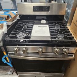30 in. 5.0 cu.ft. Freestanding Gas Range in Stainless Steel with Griddle
