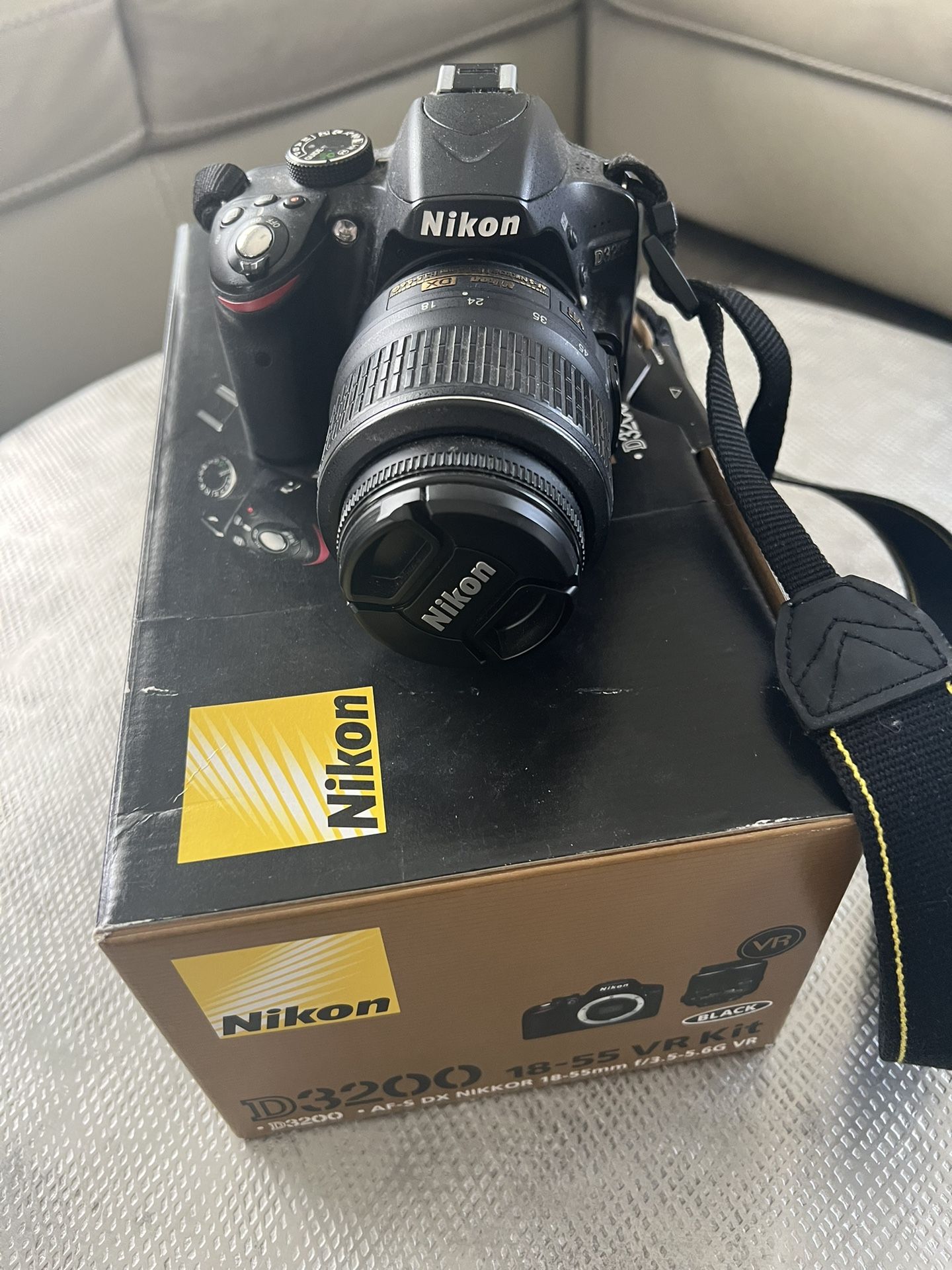 Nikon D3200 18-55