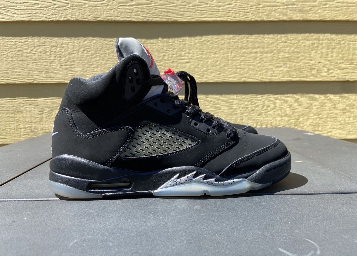 Jordan 5 Black Metallic