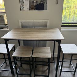 Counter Height Table And 4 Stools