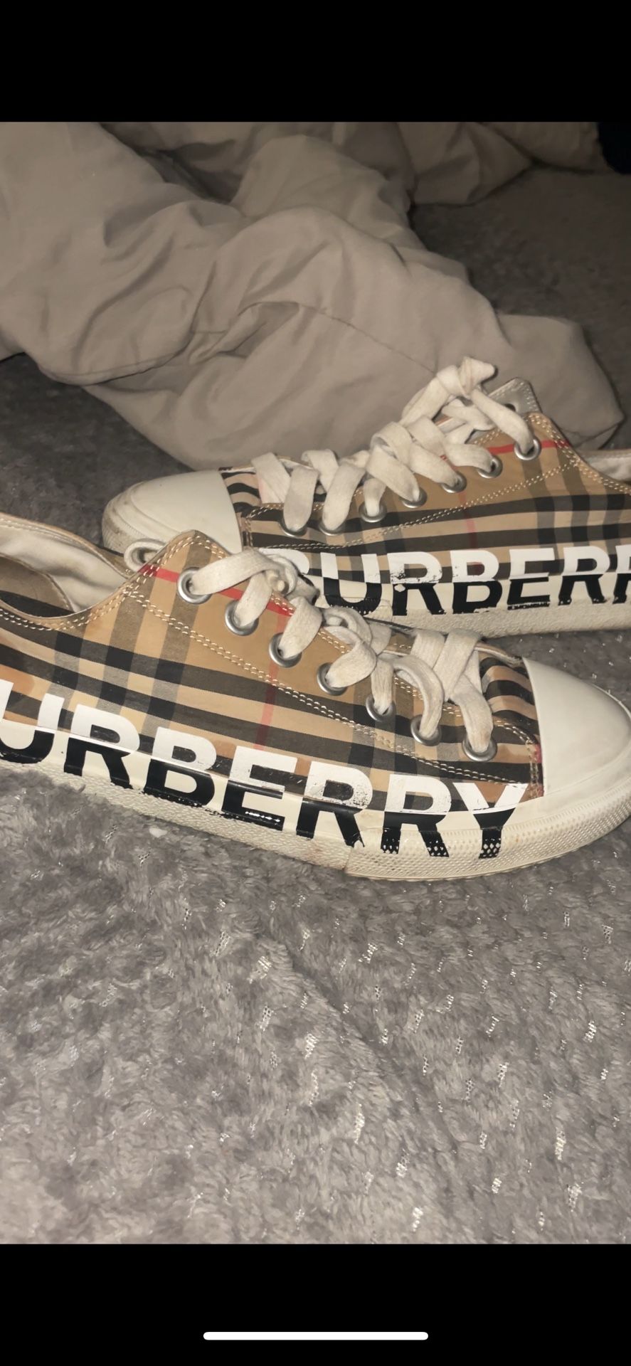 Burberry shoes