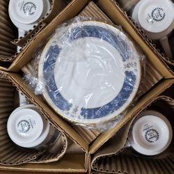 Carico Fine China 12pc Renaissance Set