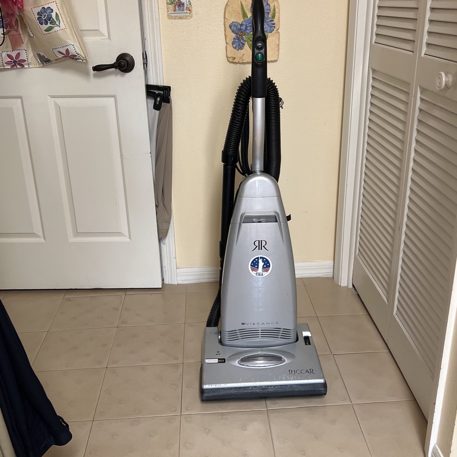 Riccar Vibrance Vacuum