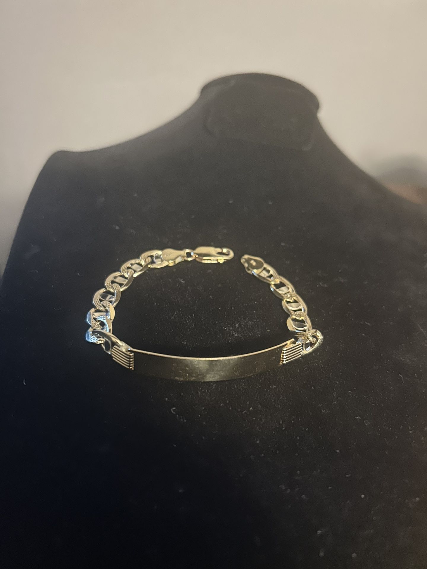 14k Gold Bracelet 17.4 Grams 8”