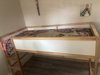 Twin Bunk Bed