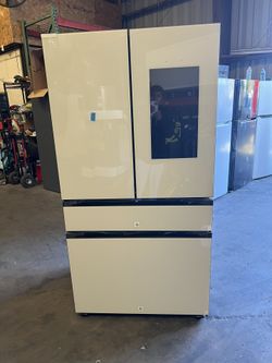 Samsung Bespoke Refrigerator Family Hub 23 Cu Ft Counter Depth 