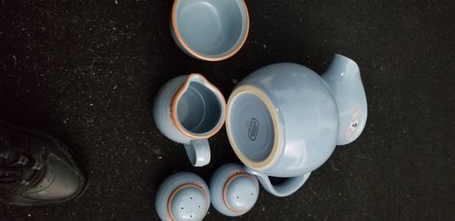 Noritake- Blue Adobe 