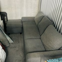 Grey loveseat With Chaise 