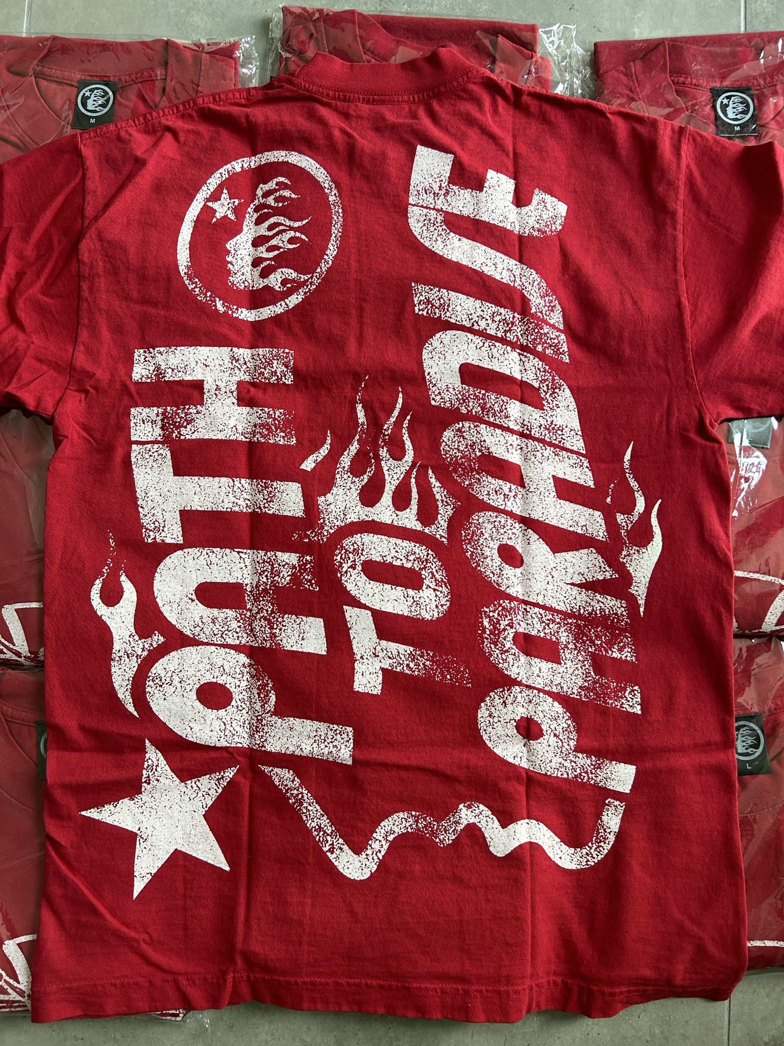 hellstar studios red emblem tee