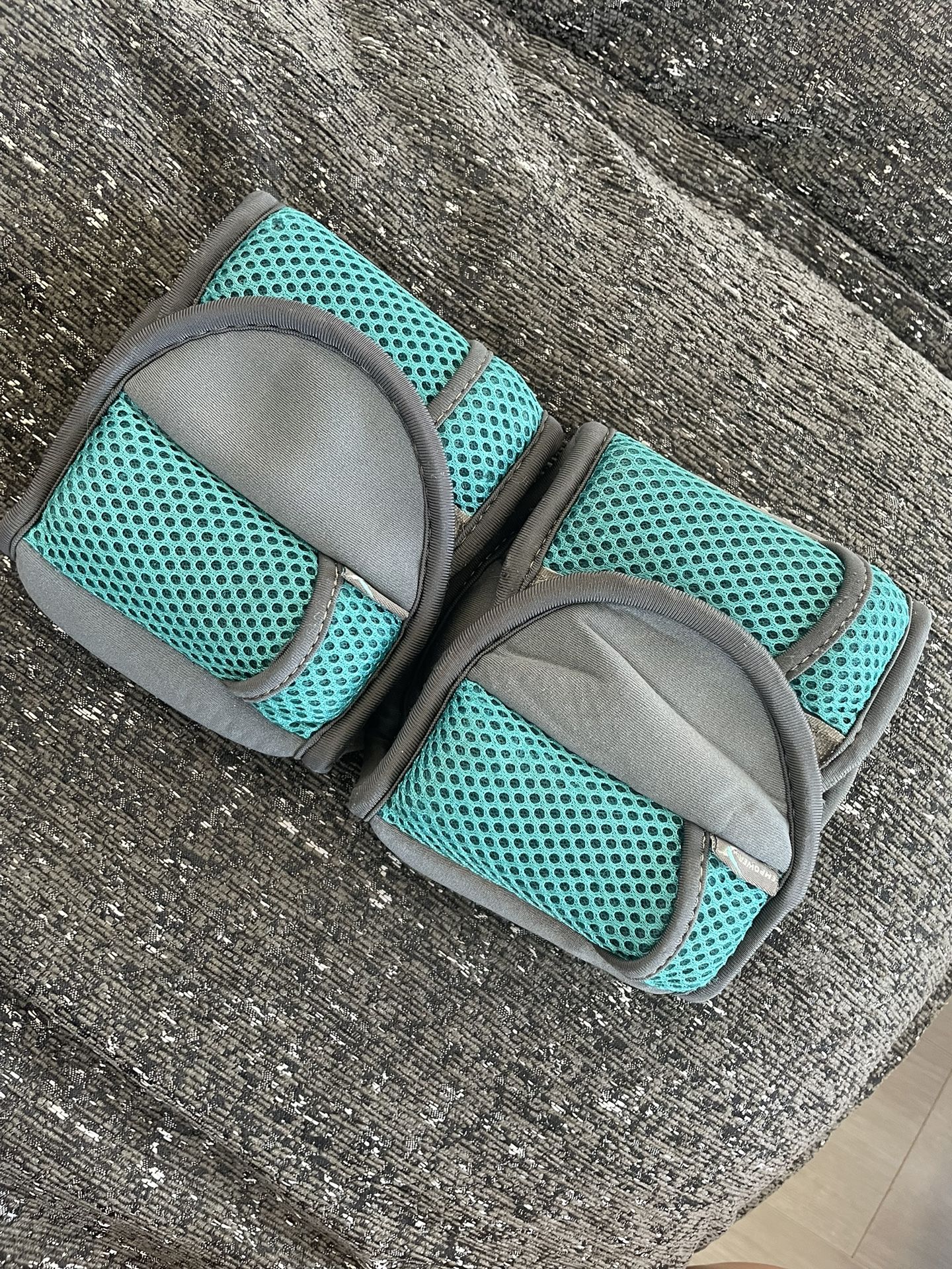 Ankle Weights (2.5lbs each side)