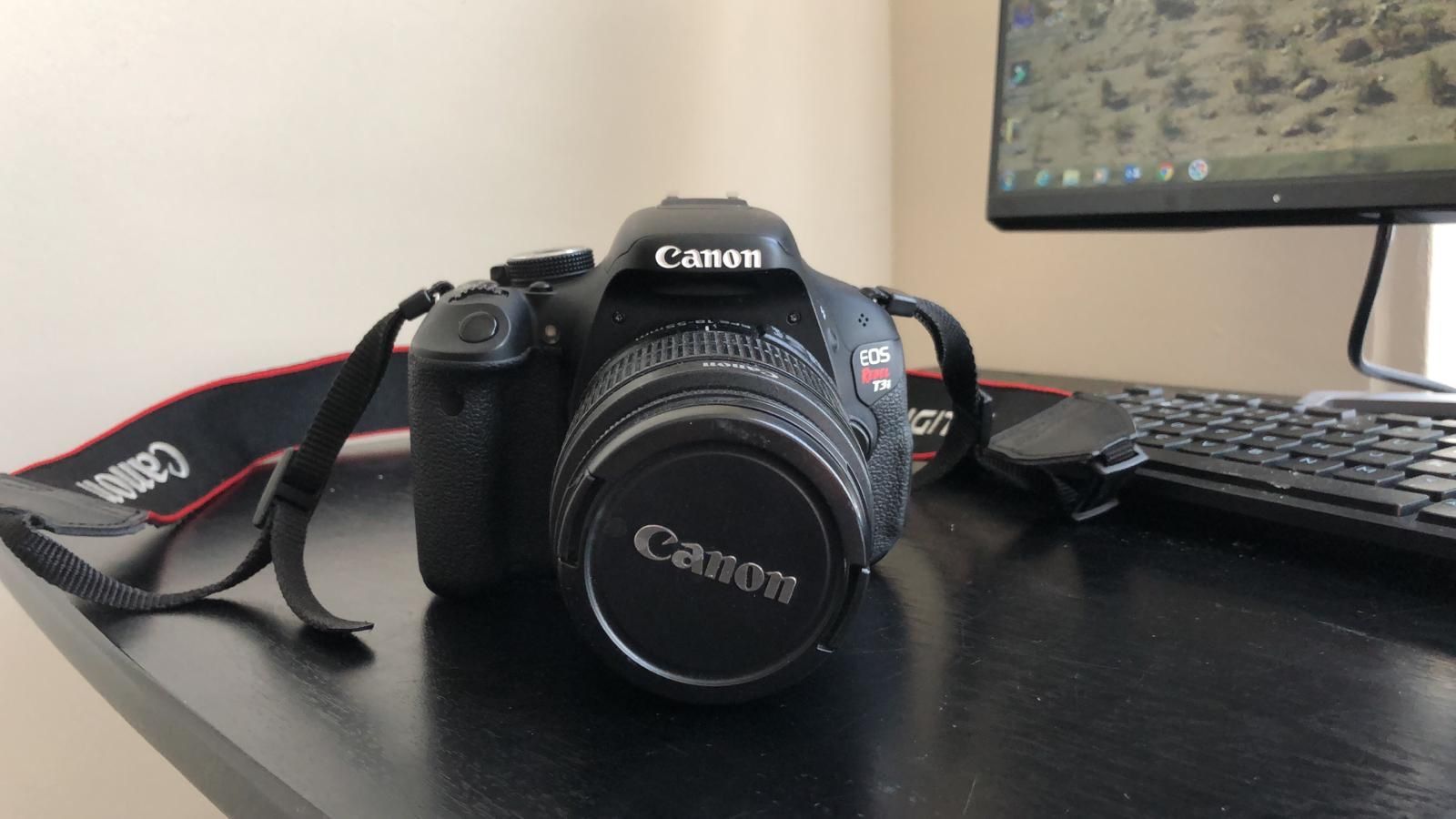 Canon EOS rebel T3i 18-55 mm