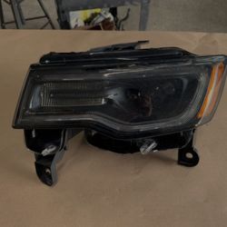 Jeep Grand Cherokee Trackhawk LH Driver Side Headlight