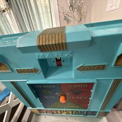 Pinball Machine- Vintage (accepting REASONABLE offers)