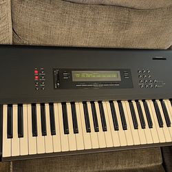 Korg M1 Keyboard 