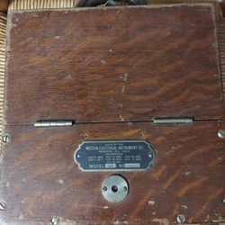 Vintage Weston Model 45 Voltmeter