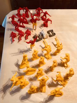 Marx’s Toys 1969 4’ inch Football players (33 all together 14Red and 19 yellow, 1 styrofoam football, windup cart and 2 other gadgets with wheels