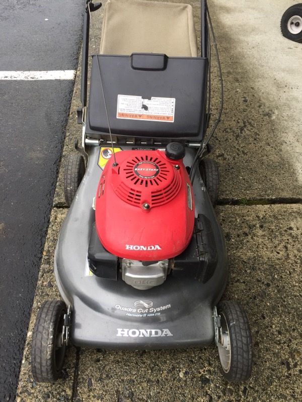 honda hrr2162sda push mower with bag for Sale in Monroe WA