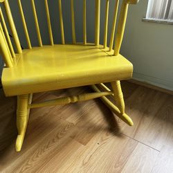 Wood Rocking Chair