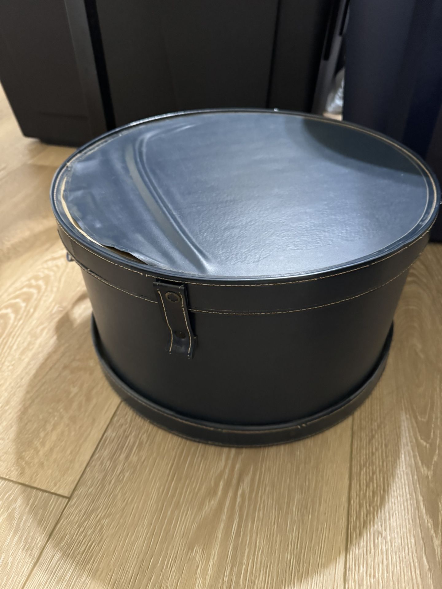 Free Vintage Hat Box 