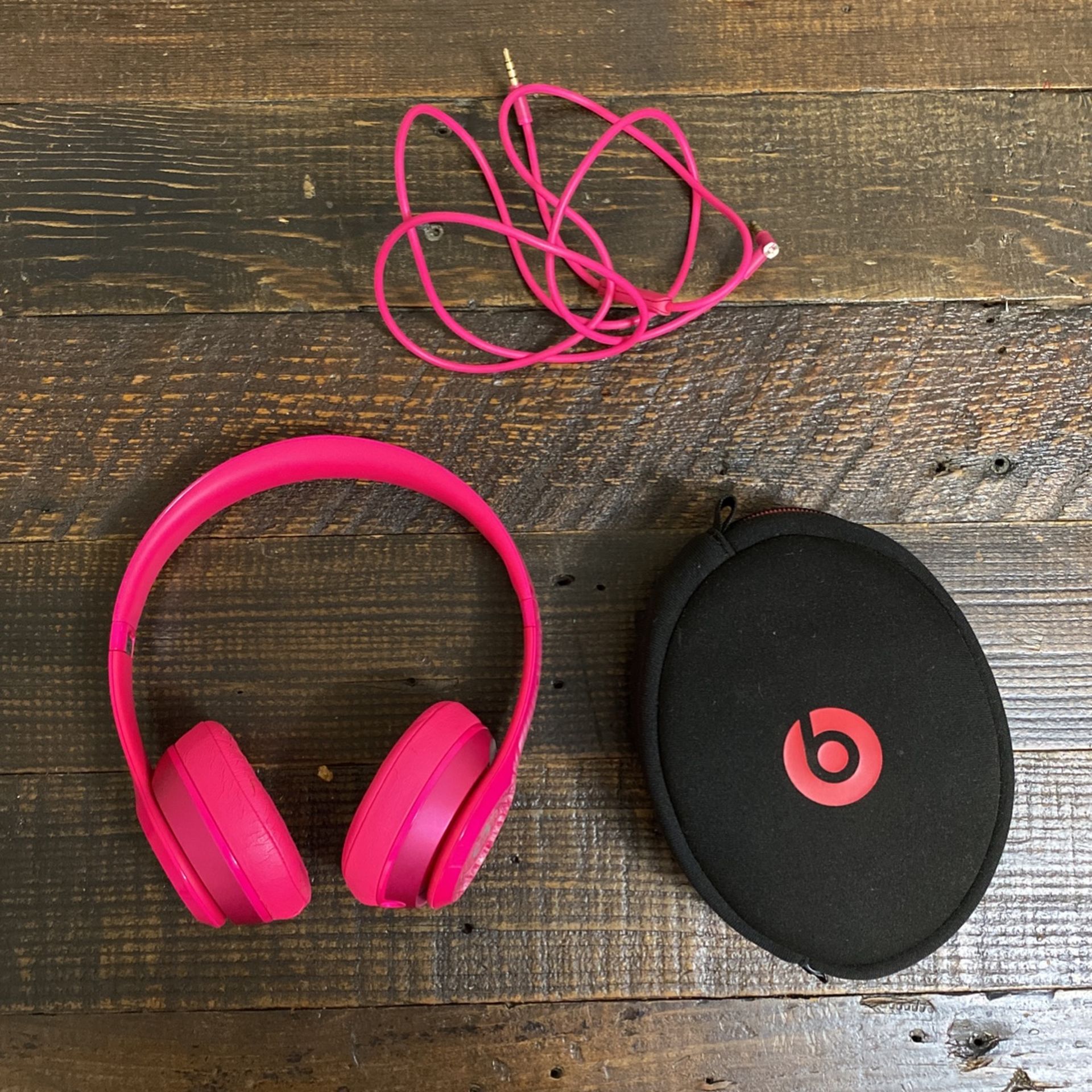 Beats Solo Headphones Hot Pink 