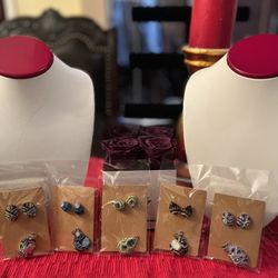 Zirconium Pendant And Earrings 