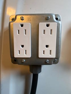 Tengo siete conectadores a 45 cada uno están nuevos