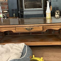 Wooden Coffee Table 