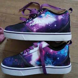 Kids Heeleys Size 2 And 3