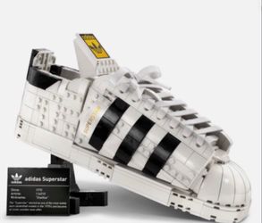 LEGO Adidas Superstar Sneaker Set