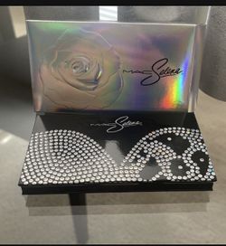 MAC Cosmetics x Selena 