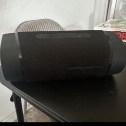 SBS - XBSS  SONY  SPEAKER 