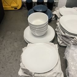 KITCHEN PLATES, GLASSES, BOWLS