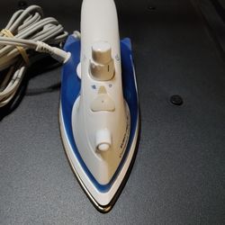 EURO PRO ELECTRIC MINI FLAT STEAM IRON