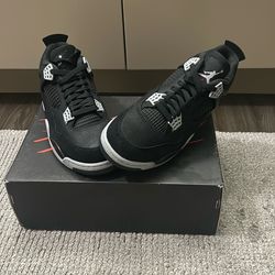 Jordan 4’s Black Canvas