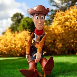 Disney Pixar Thinkway Toy Story Talking Woody Pull String Doll 16”